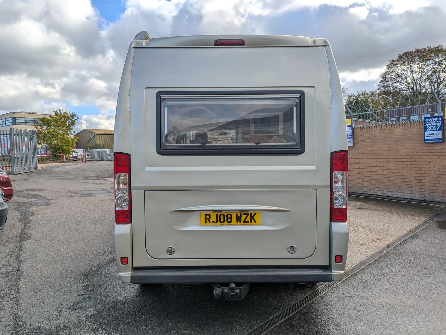IH Tio R 2008 - Motorhomes & Caravans in Bracknell