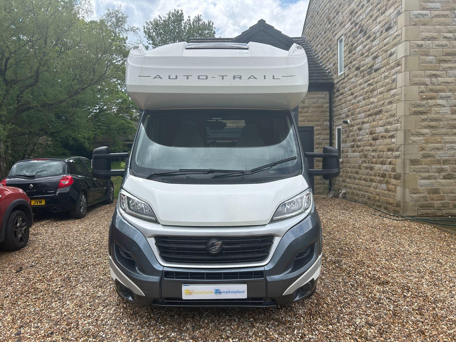 Auto-Trail Tribute T-625 Love Clough