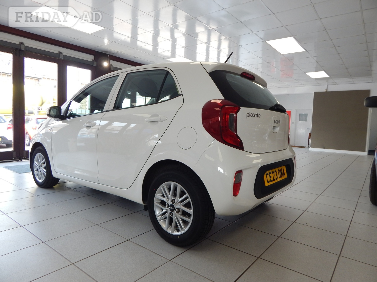 Kia Picanto 2023 - Cars in Taunton