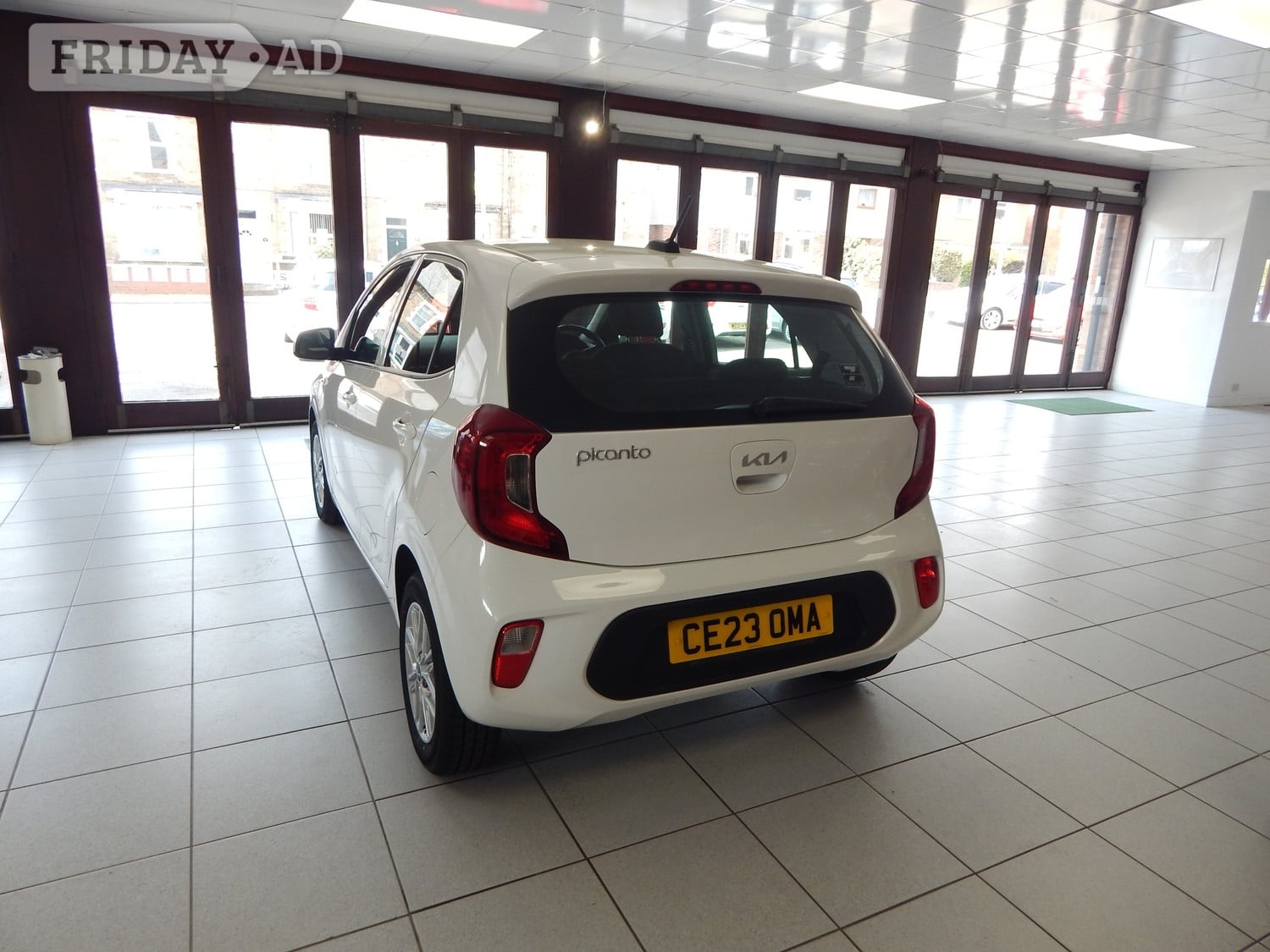 Kia Picanto 2023 - Cars