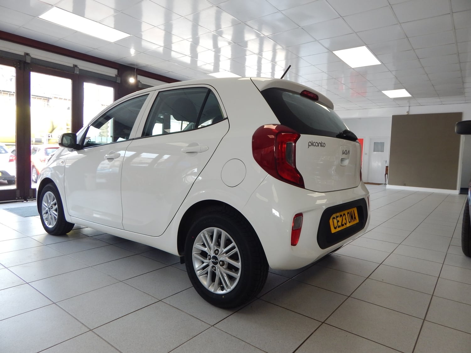 Kia Picanto 2023 - Cars in Taunton