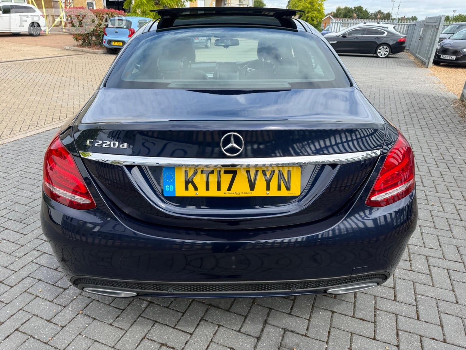 Mercedes-Benz C Class 2017 - Cars