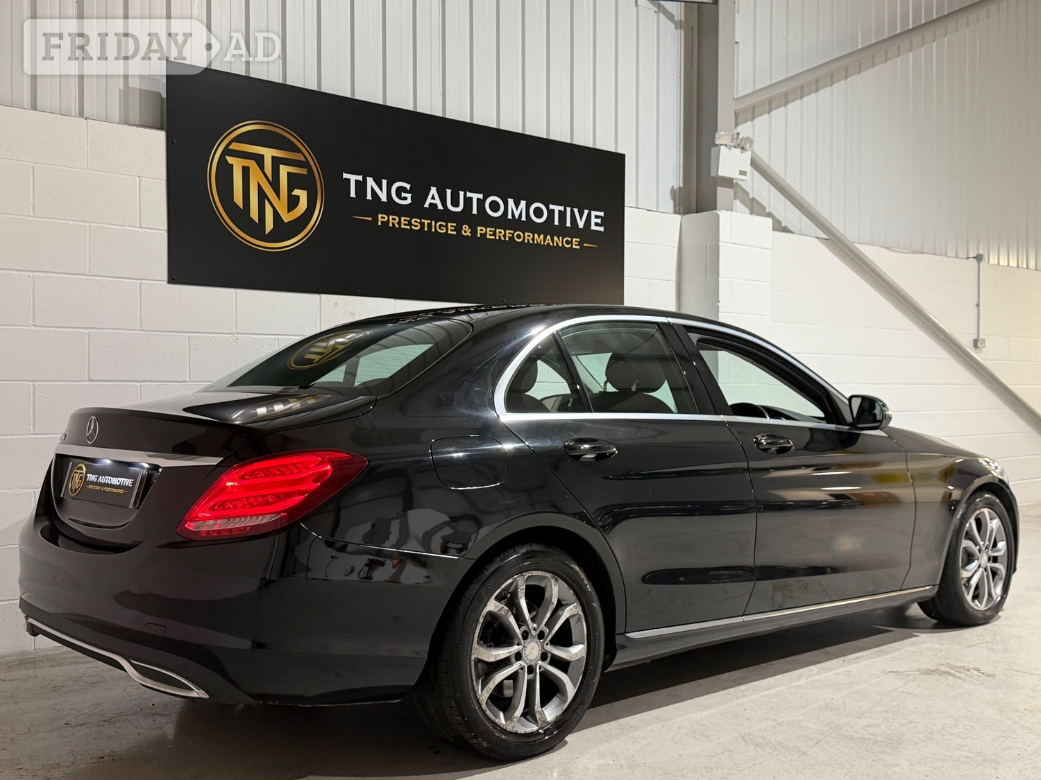 Mercedes-Benz C Class 2017 - Cars in Croydon