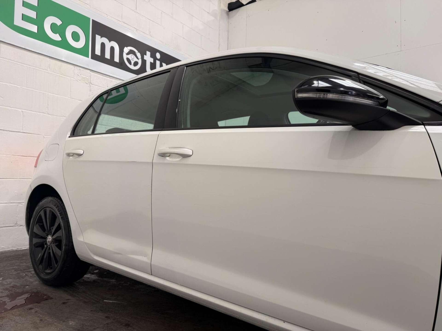 Volkswagen Golf 2013 - Cars in Uxbridge