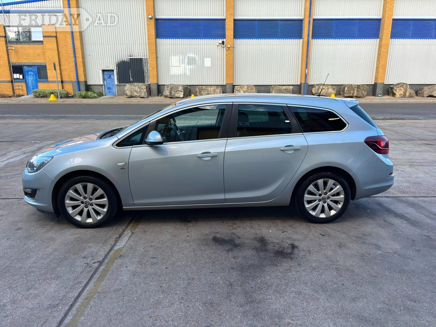 Vauxhall Astra 2014 - Cars