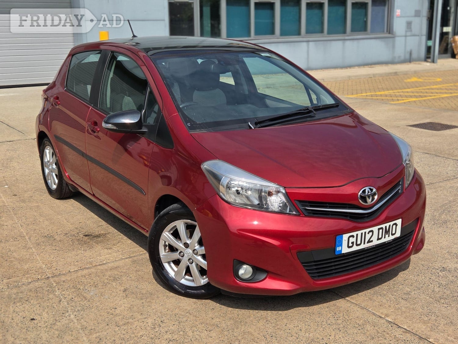 Toyota Yaris 2012 - Cars