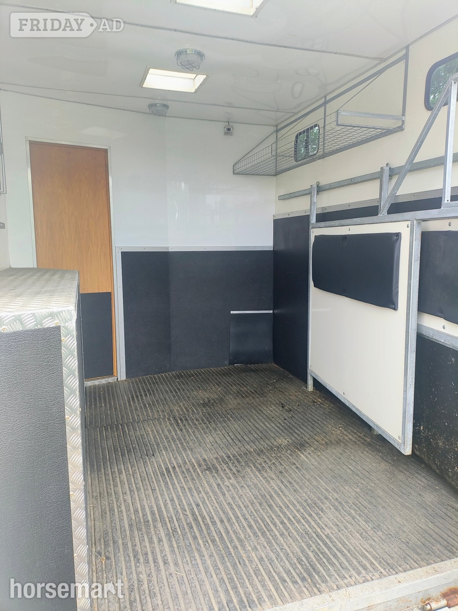 Solitaire Saphire III Daf Trucks Horsebox - Trailers & Horseboxes in Southport