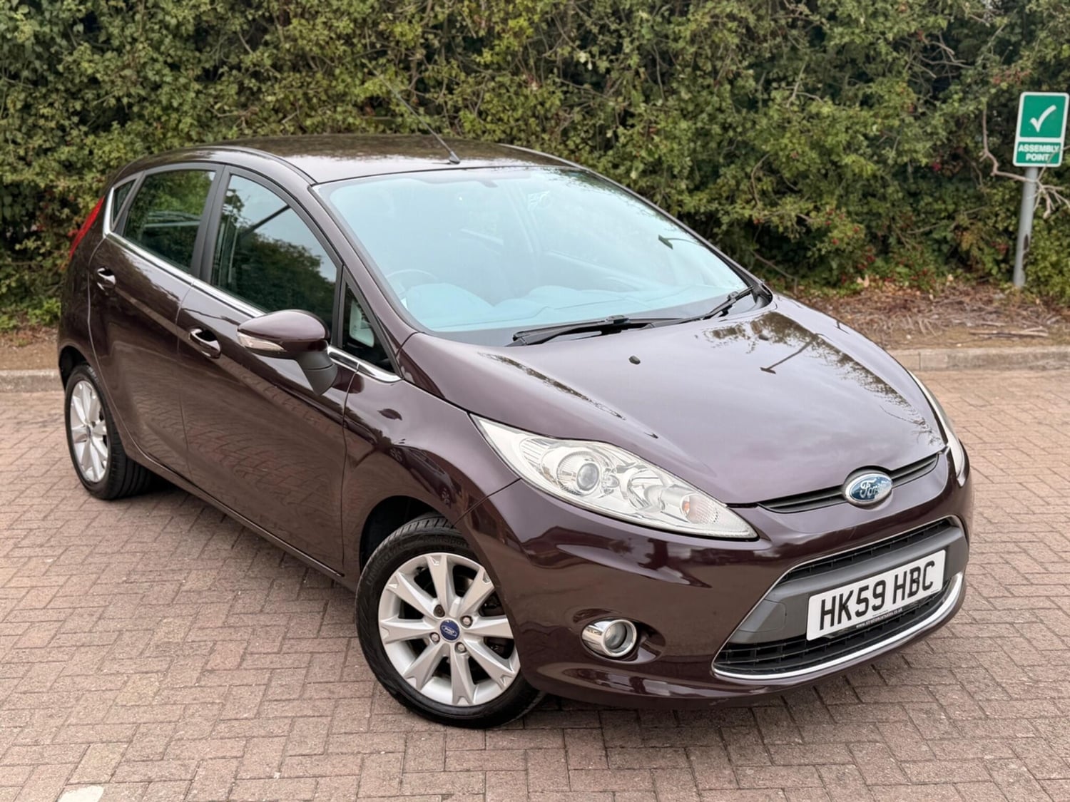 Ford Fiesta 2010 - Cars