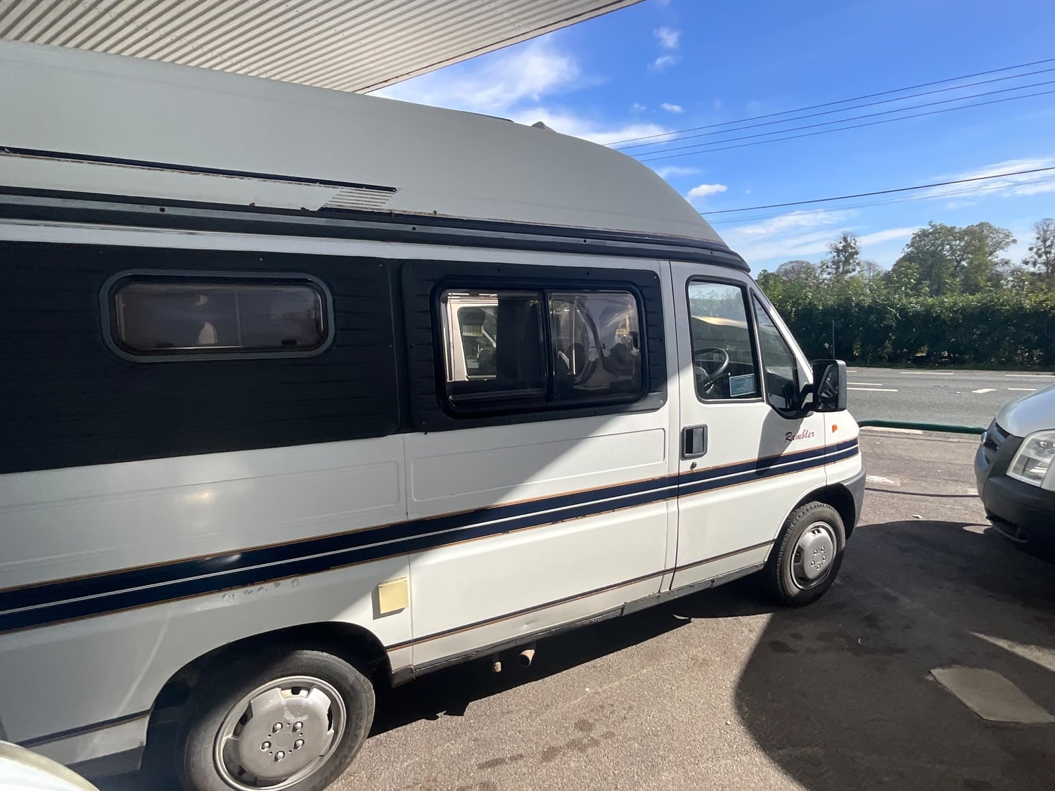 Auto-Sleepers Rambler 2000 - Motorhomes & Caravans in Somerton