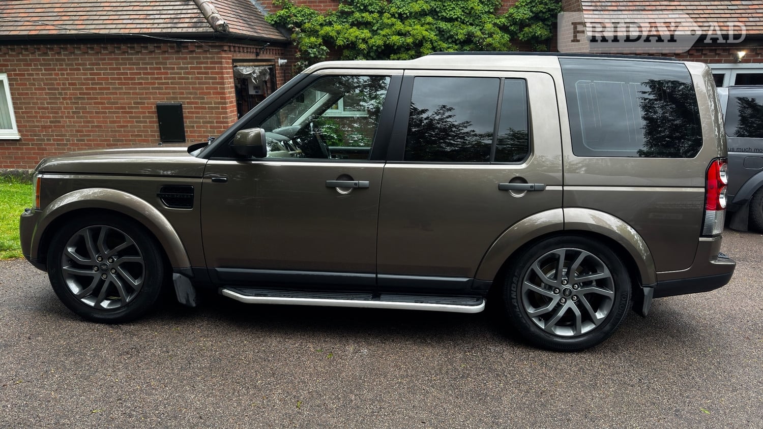 Land Rover Discovery 4 Leicester