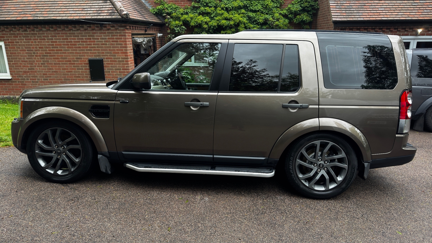 Land Rover Discovery 4 Leicester
