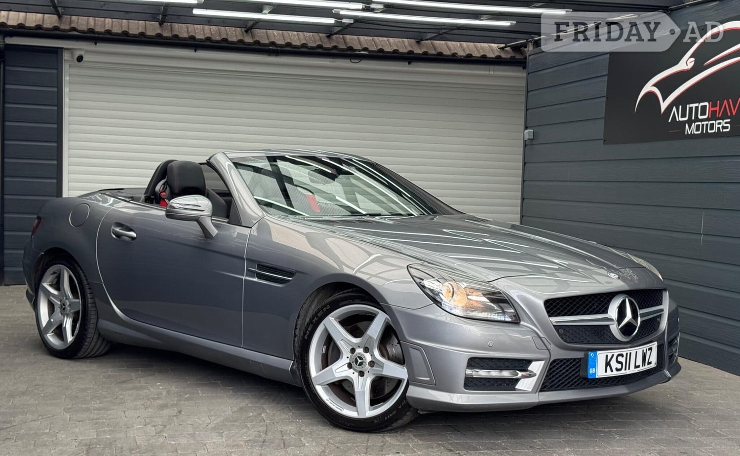 Mercedes-Benz SLK 2011 in High Wycombe