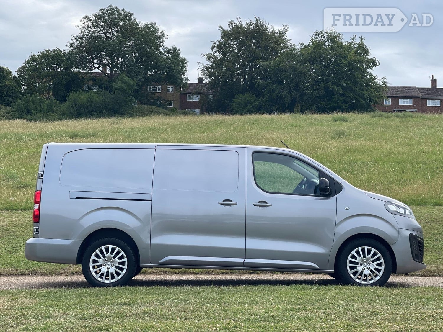 Vauxhall Vivaro 2023 - Vans & Commercial Vehicles in Hemel Hempstead