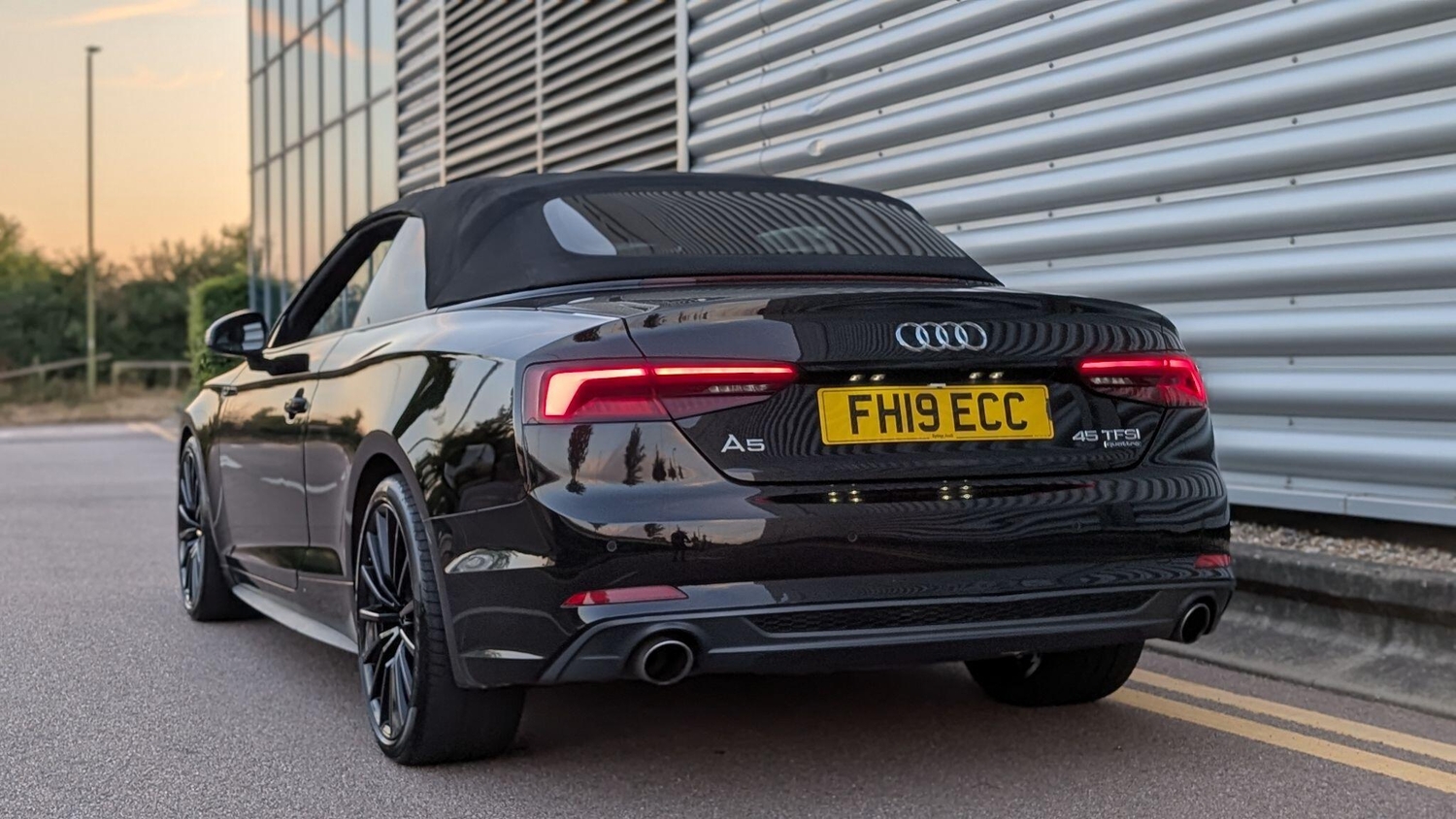 [ berth ]Audi A5 Cabriolet