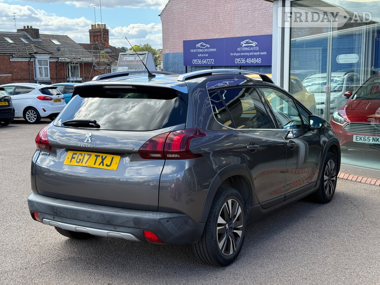 [ berth ]Peugeot 2008