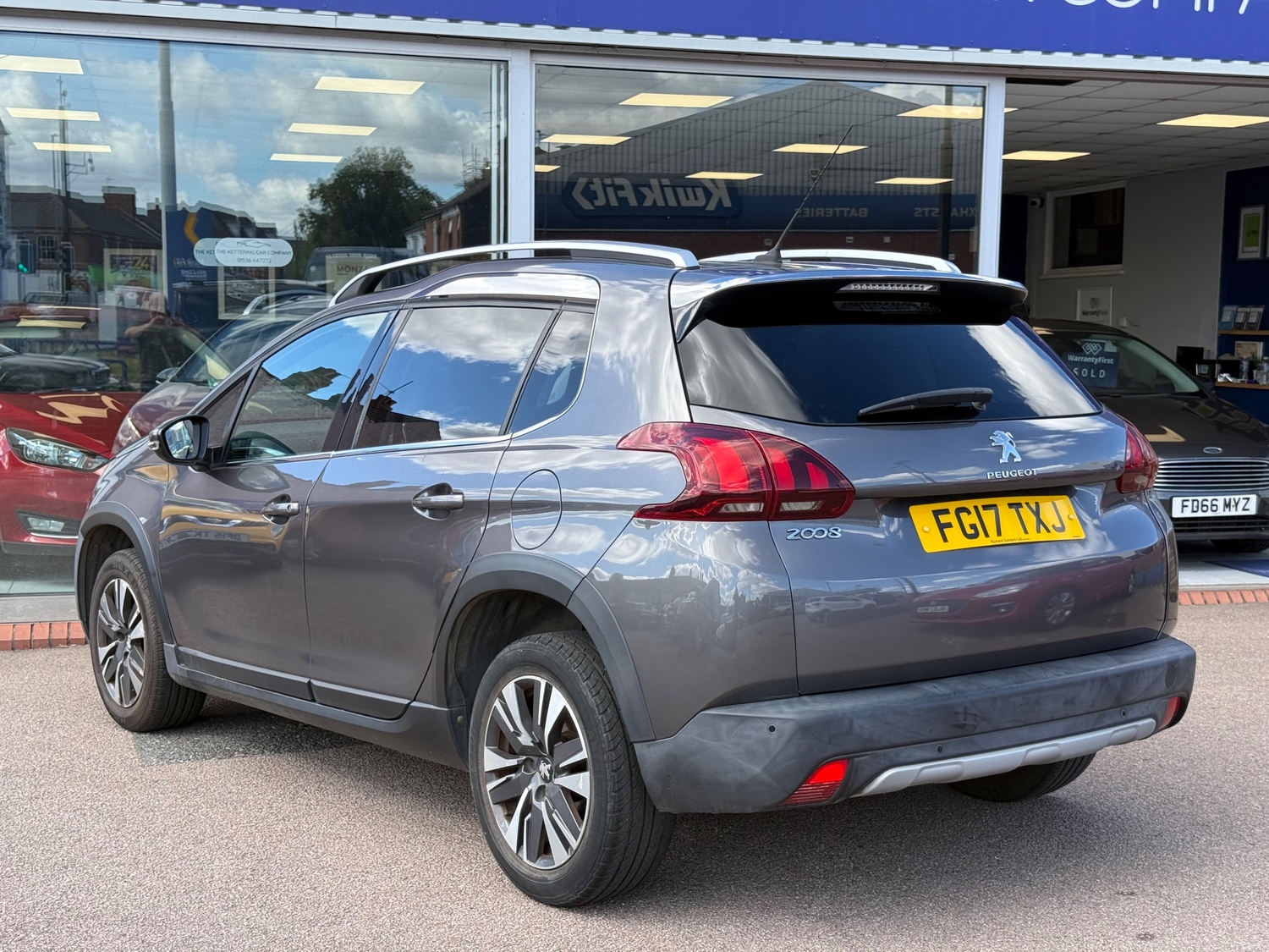 Peugeot 2008 2017 - Cars in Kettering
