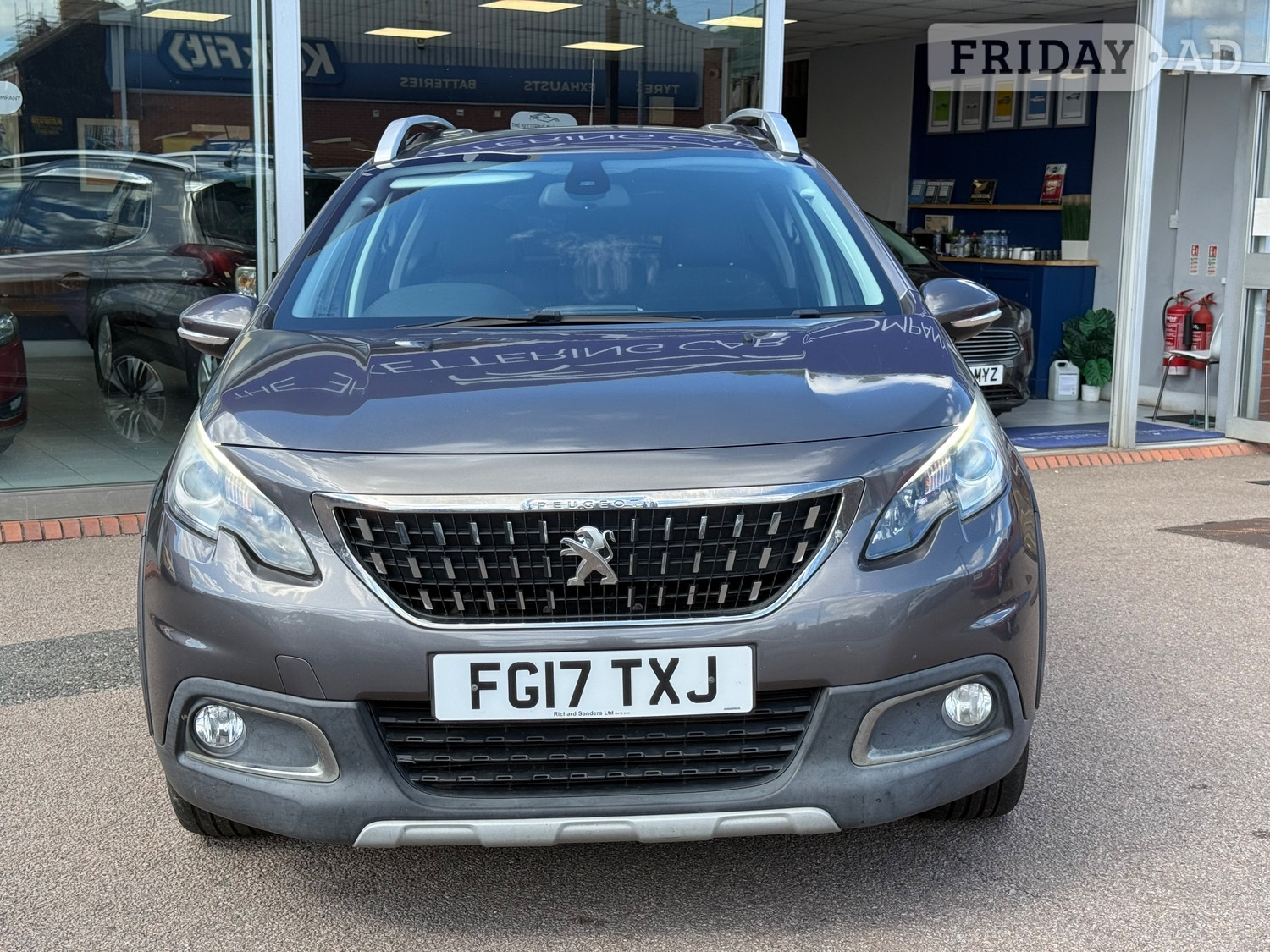 Peugeot 2008 2017 - Cars