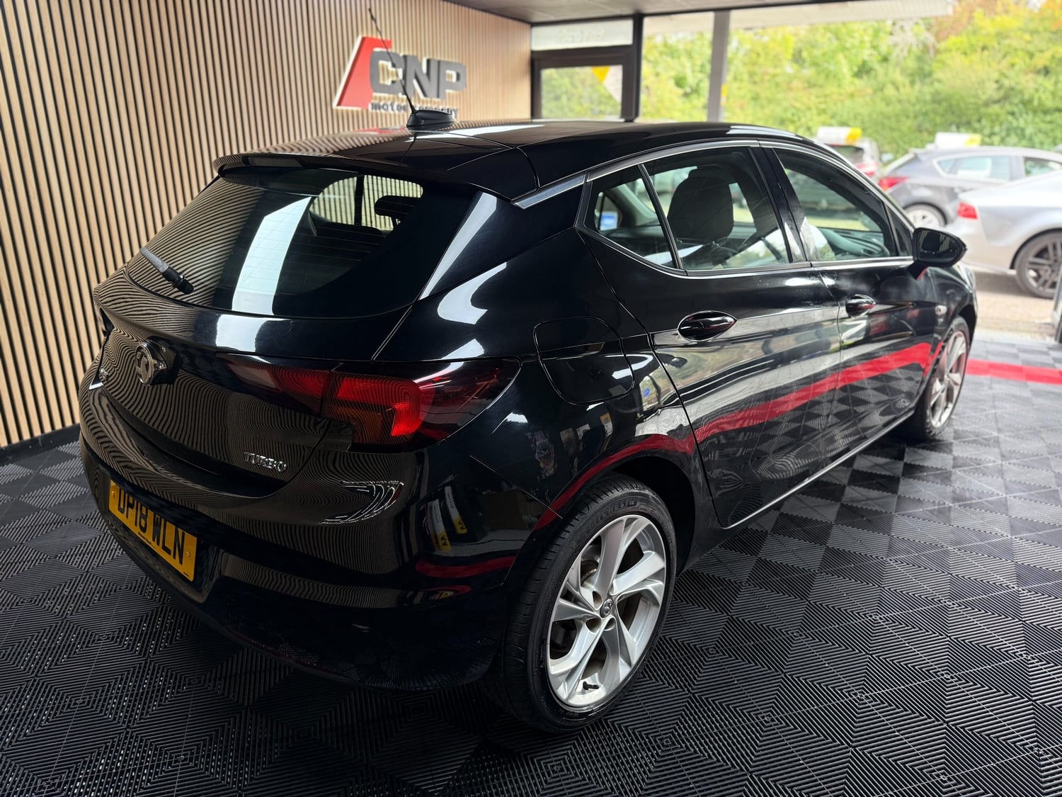 [ berth ]Vauxhall Astra