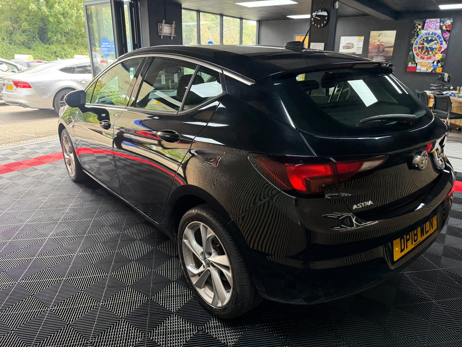 Vauxhall Astra 2018 - Cars