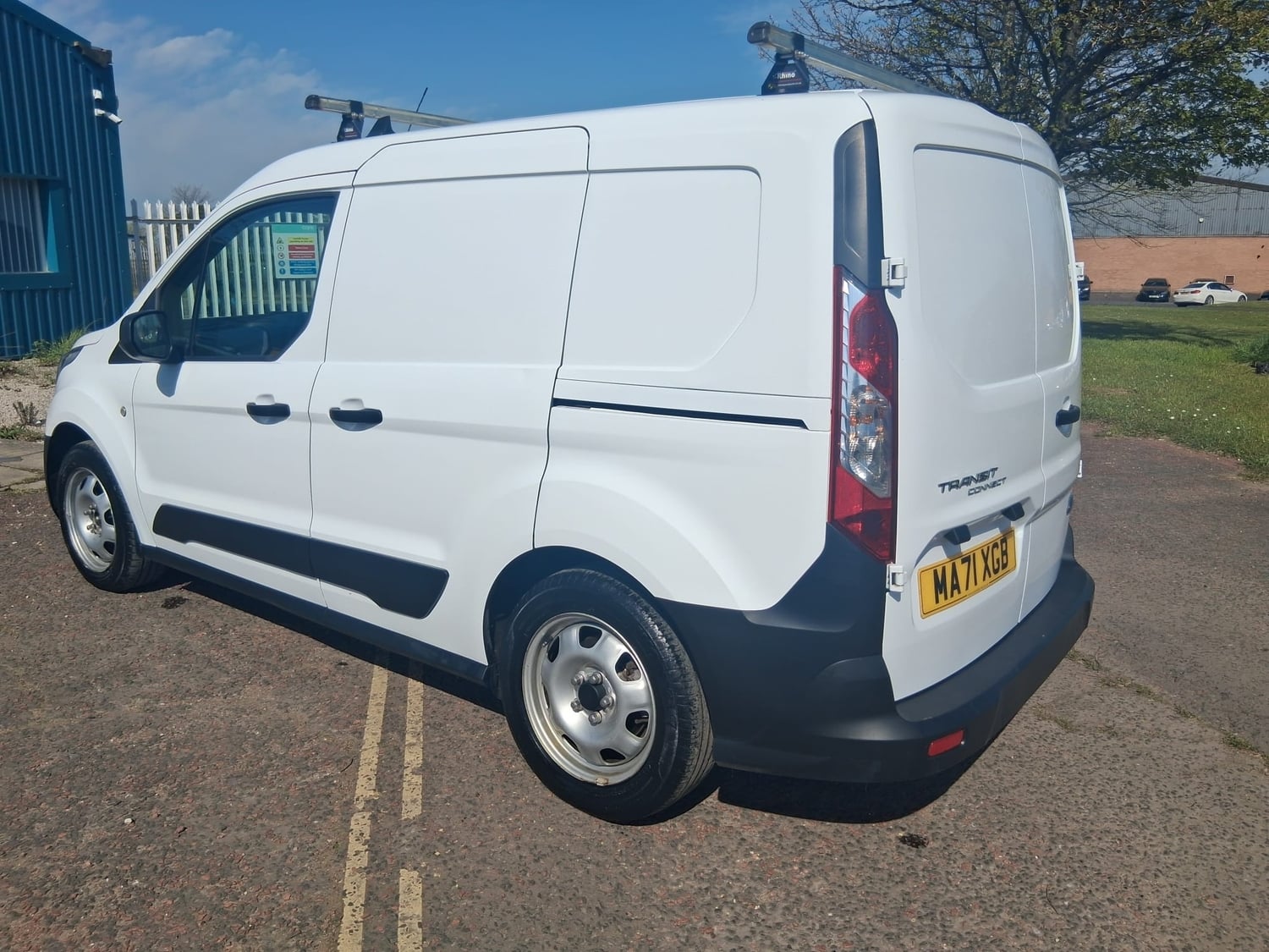 [ berth ]Ford Transit Connect
