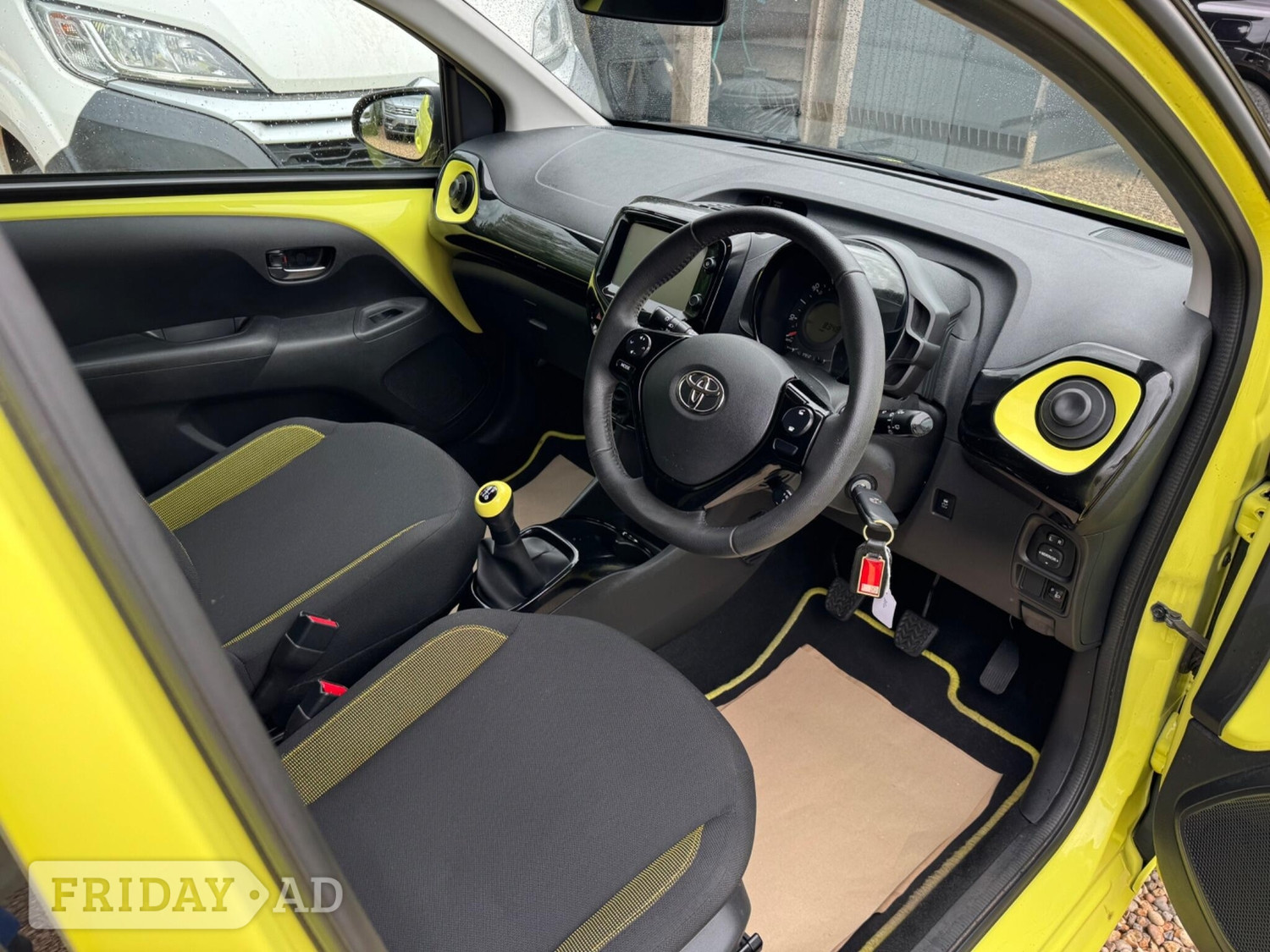 [ berth ]Toyota Aygo