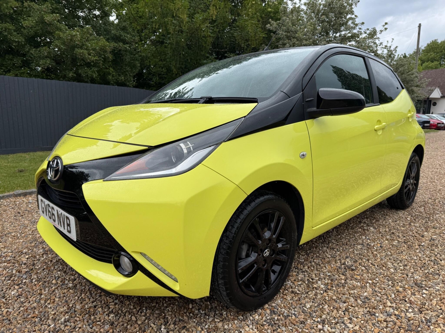 Toyota Aygo 2017 - Cars