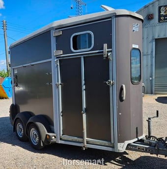Ifor Williams HB506  Horse Trailer