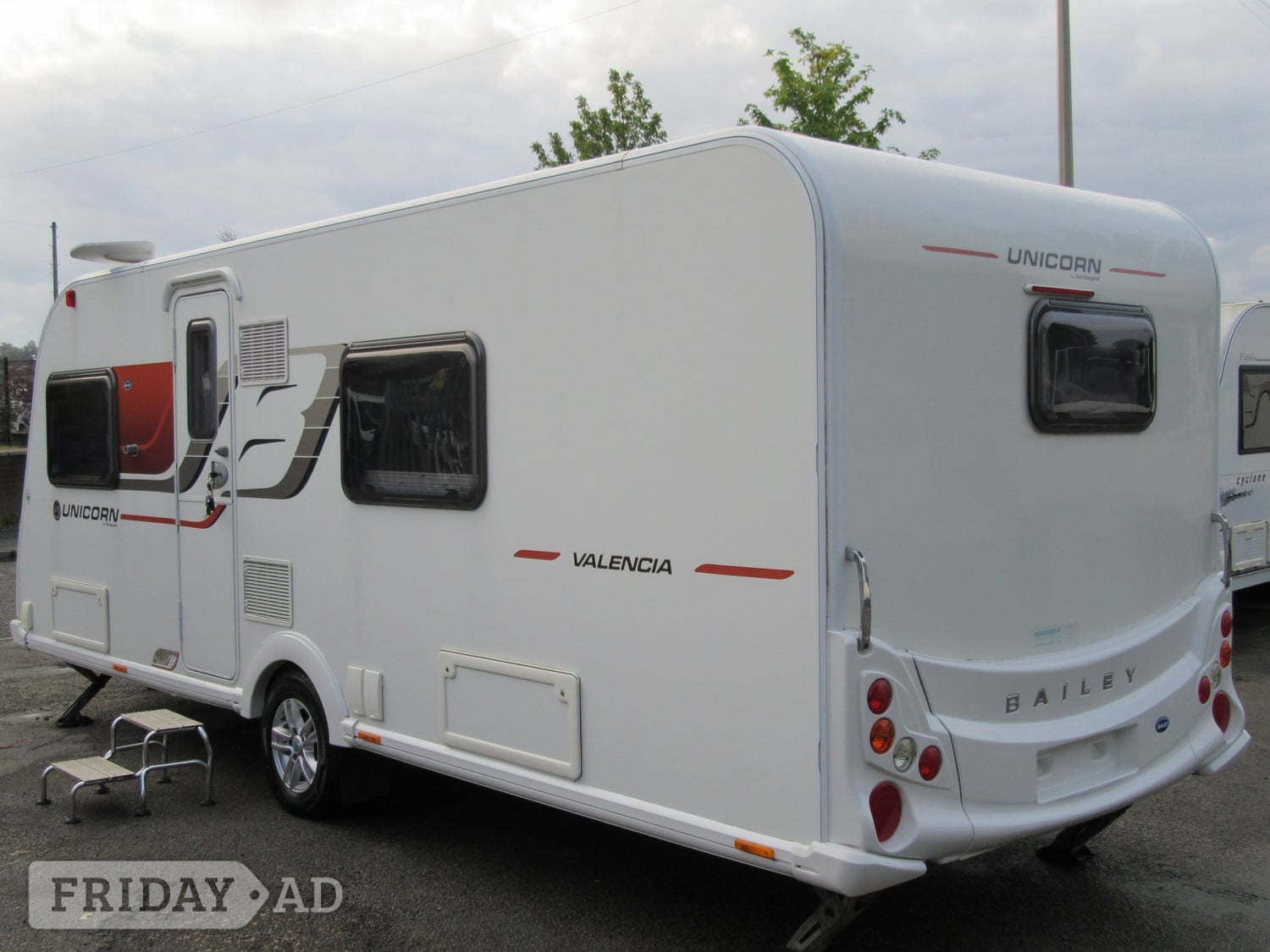 Bailey Unicorn Valencia 2017 - Motorhomes & Caravans in Widnes