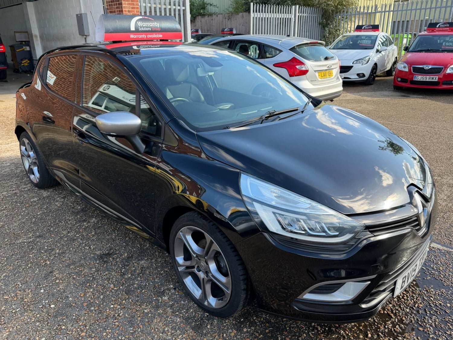 Renault Clio 2019 - Cars in Tonbridge