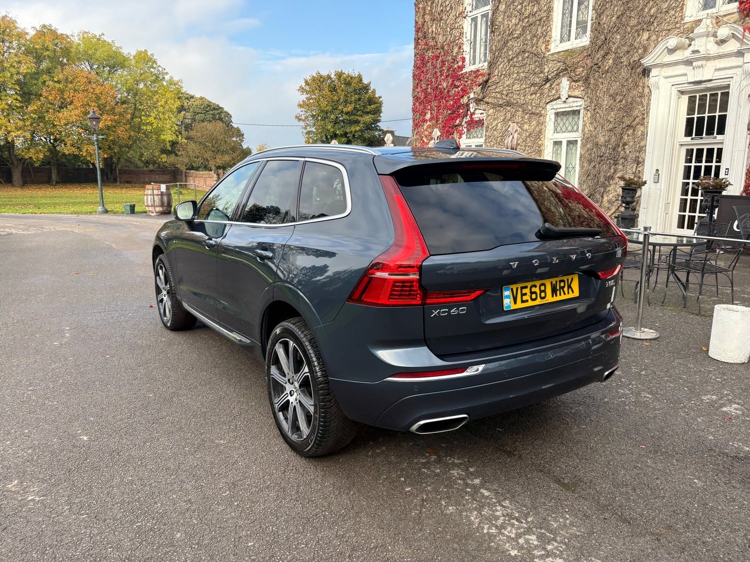 [ berth ]Volvo XC60