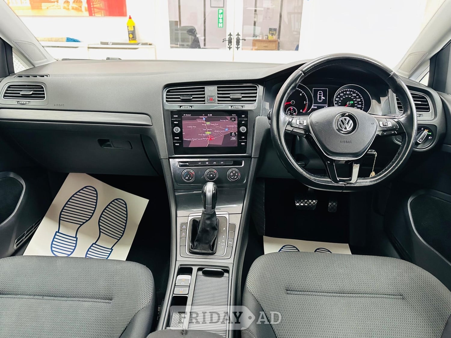 [ berth ]Volkswagen Golf