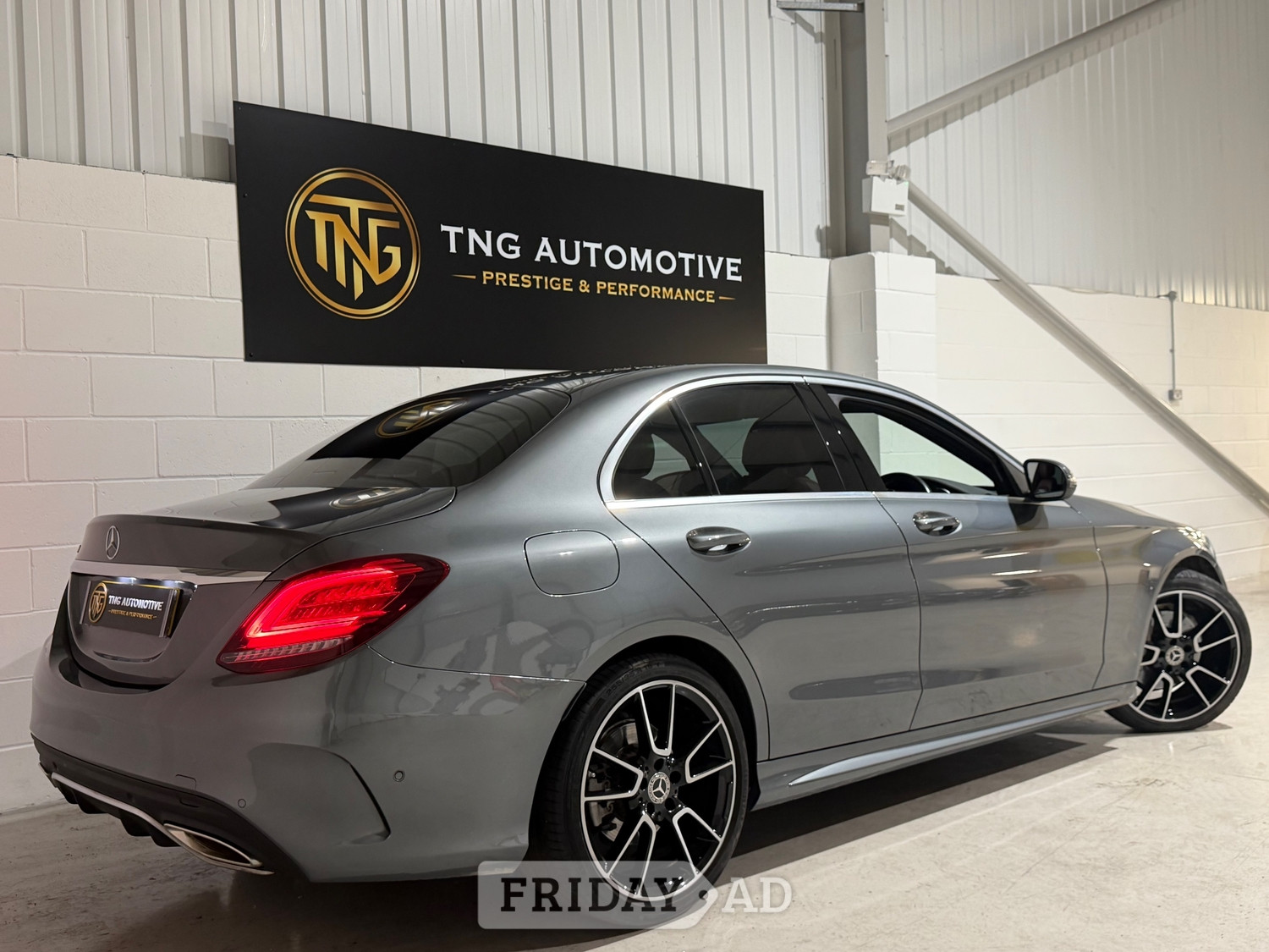 Mercedes-Benz C Class 2018 - Cars in Croydon