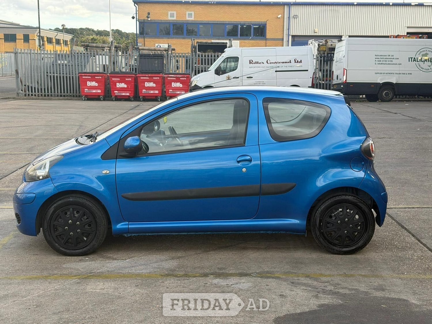 Toyota Aygo 2011 - Cars