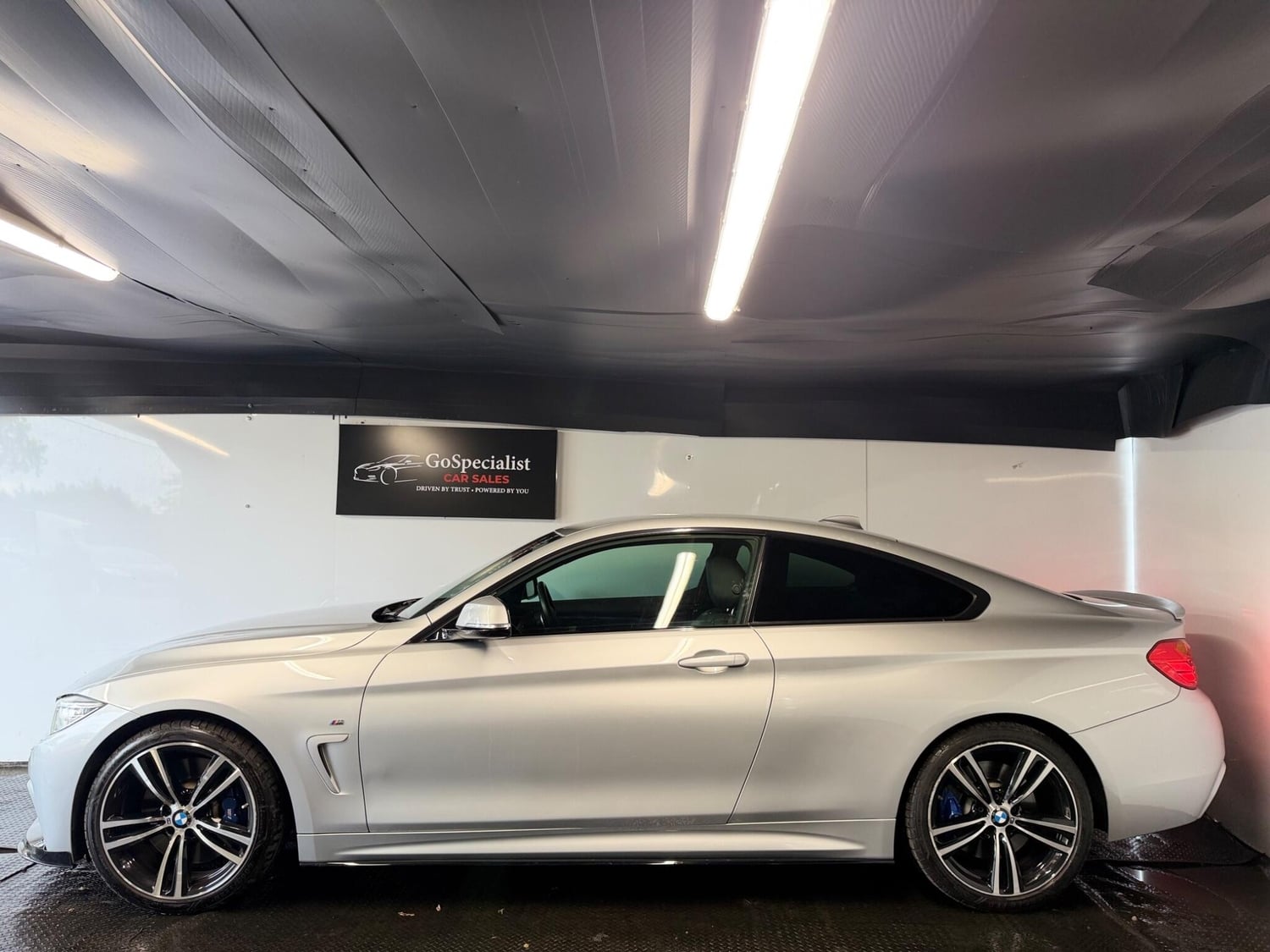 [ berth ]BMW 4 Series