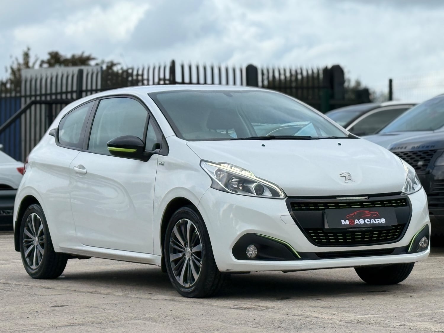 Peugeot 208 2016 - Cars