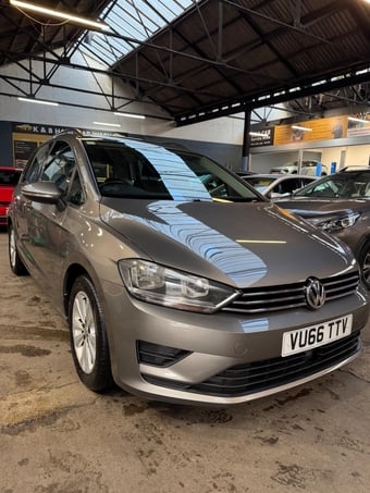 Volkswagen Golf SV 2016