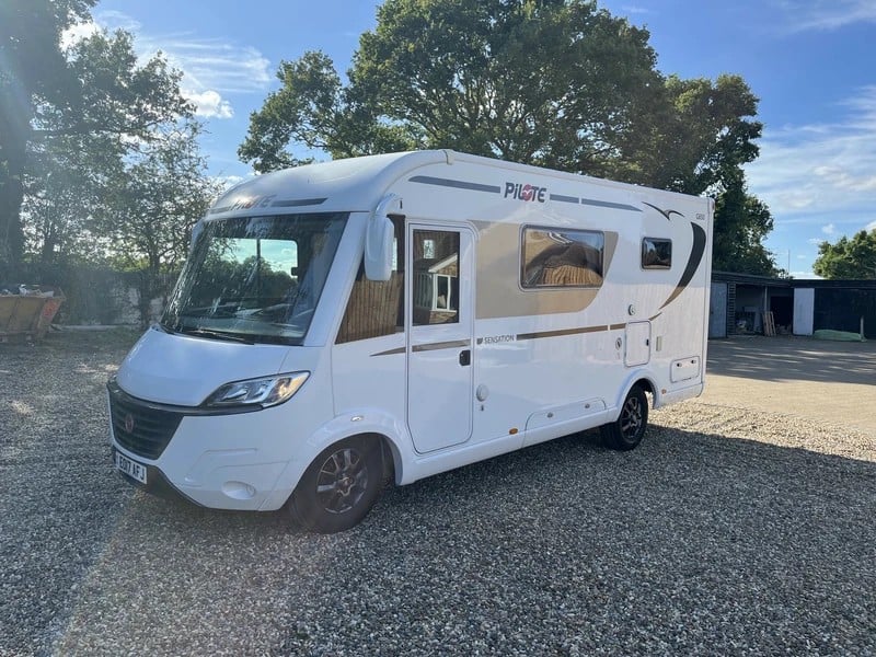 [2 berth ]Pilote Galaxy G650L Sensation