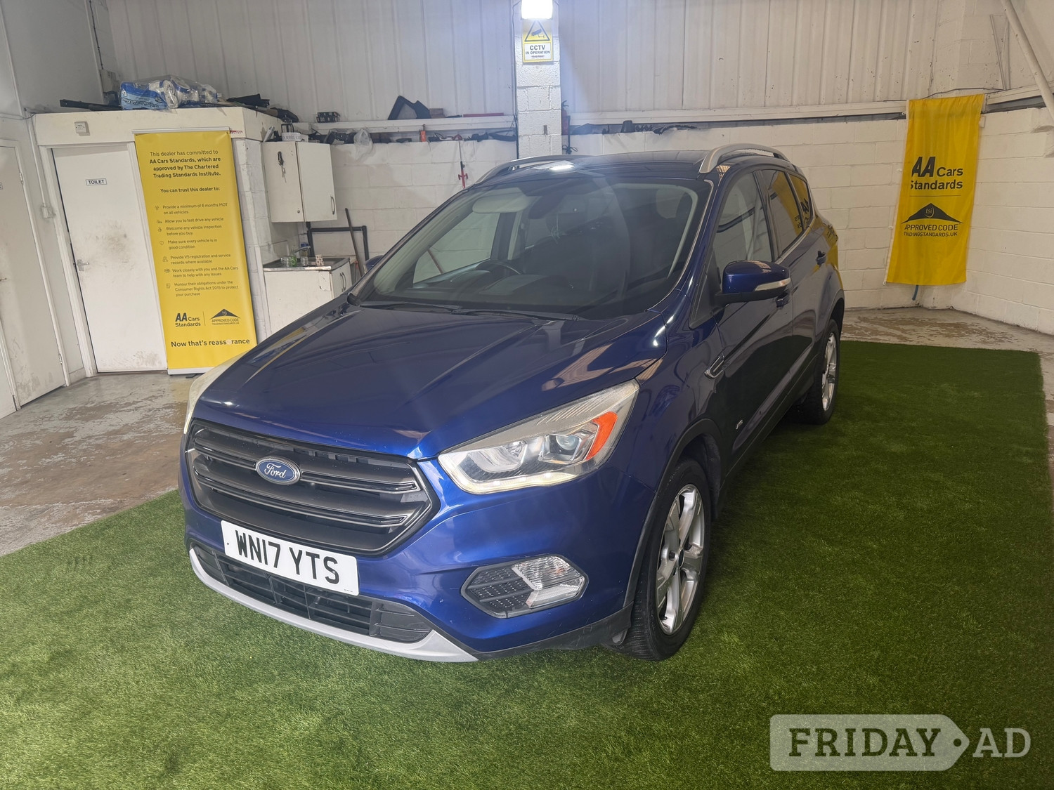 [ berth ]Ford Kuga