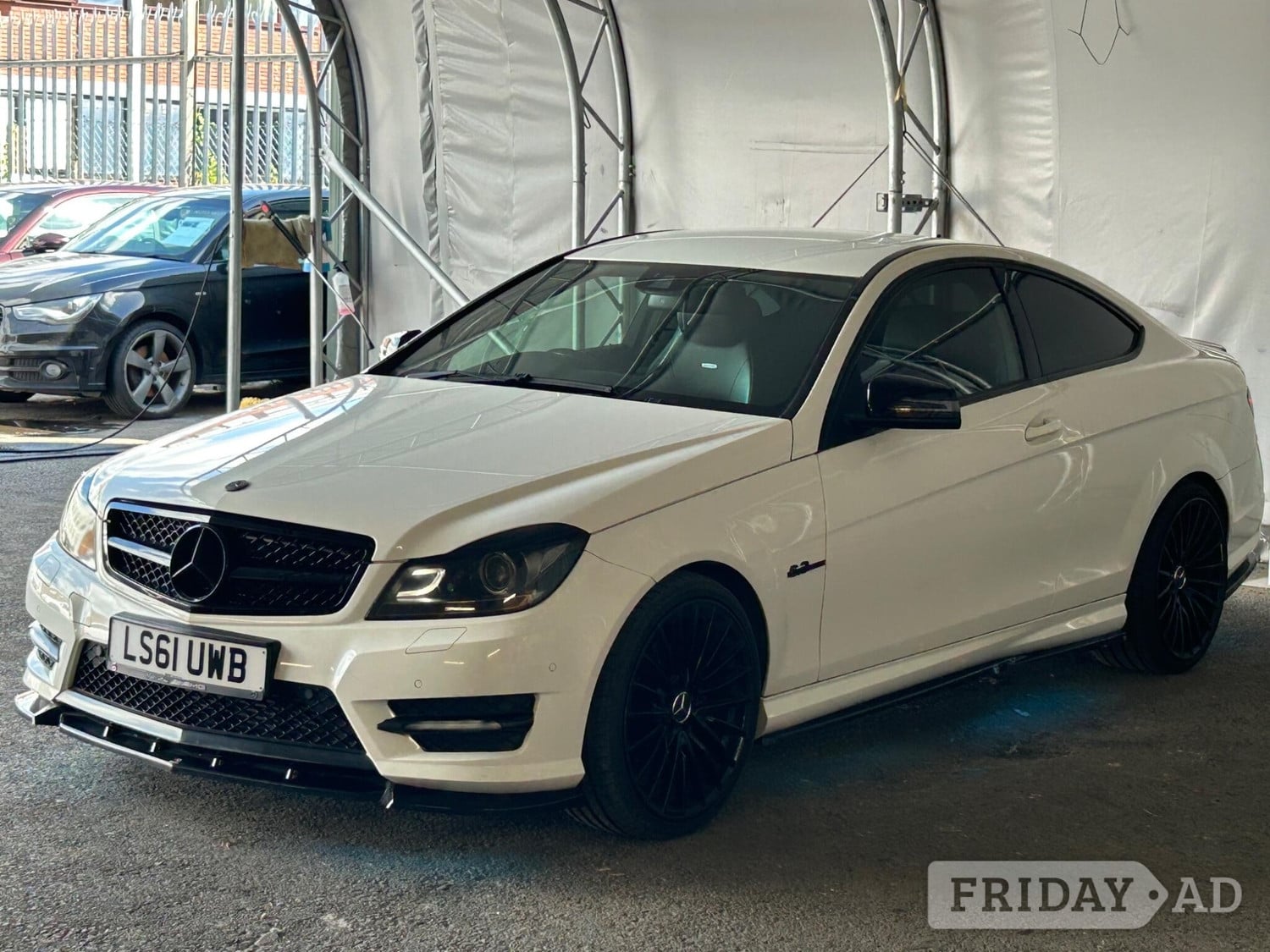 [ berth ]Mercedes-Benz C Class