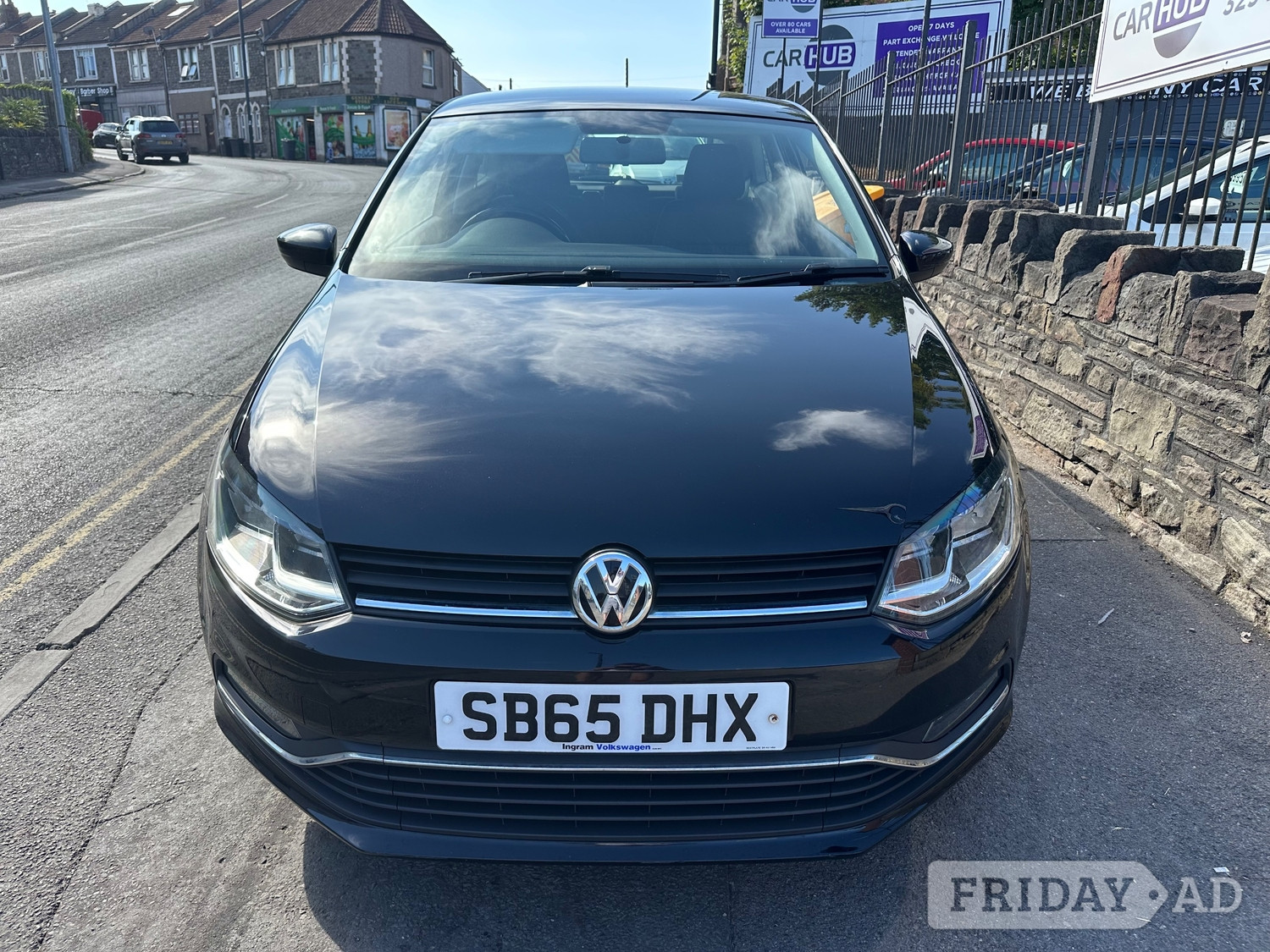 Volkswagen Polo 2015 - Cars in Bristol
