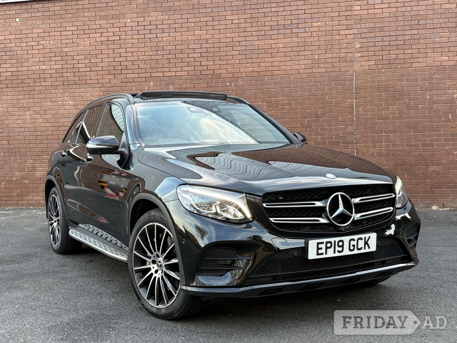 Mercedes-Benz GLC 2019 in Ashford