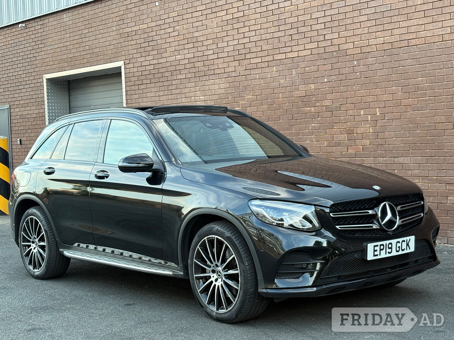 [ berth ]Mercedes-Benz GLC