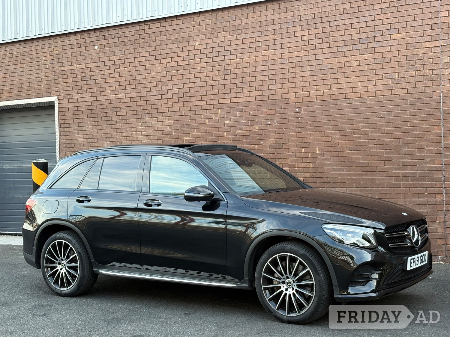 Mercedes-Benz GLC 2019 - Cars in Ashford