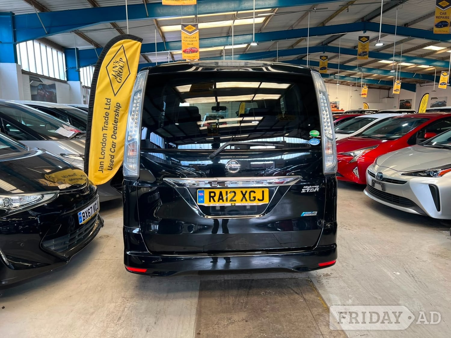 Nissan Serena 2012 - Cars in Birmingham