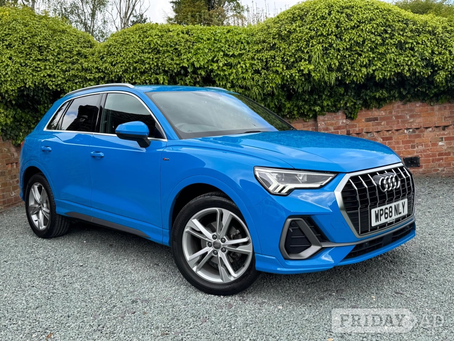 Audi Q3 2018 in Newark