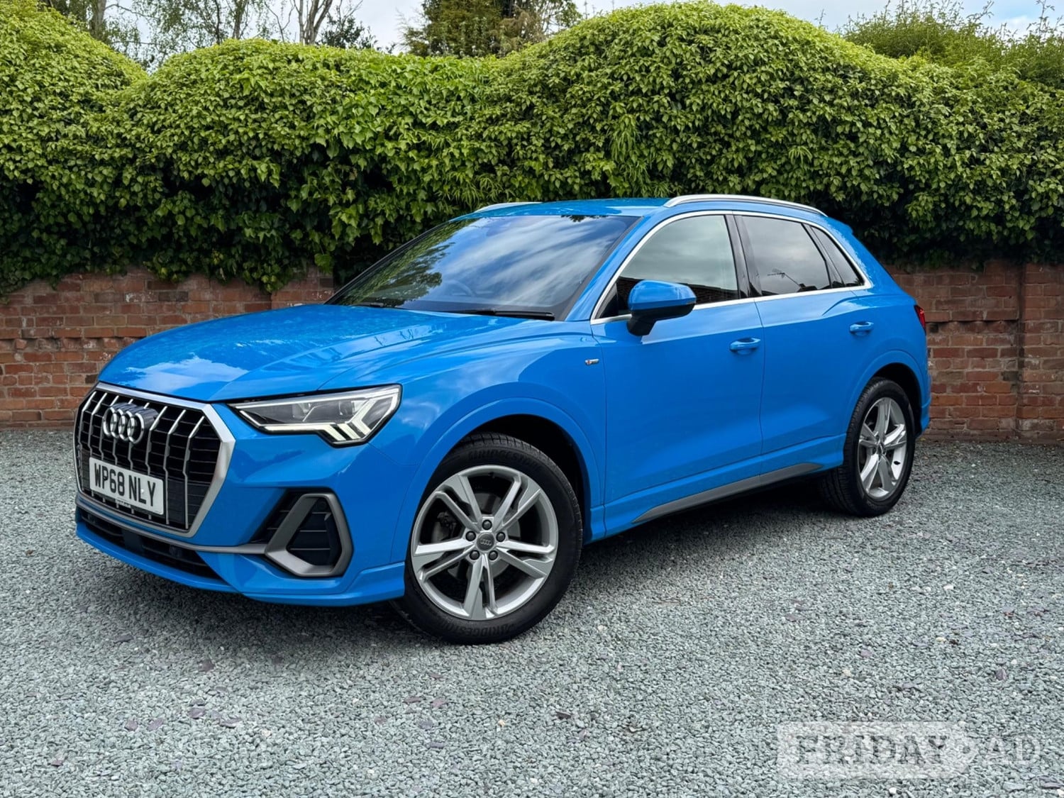 [ berth ]Audi Q3