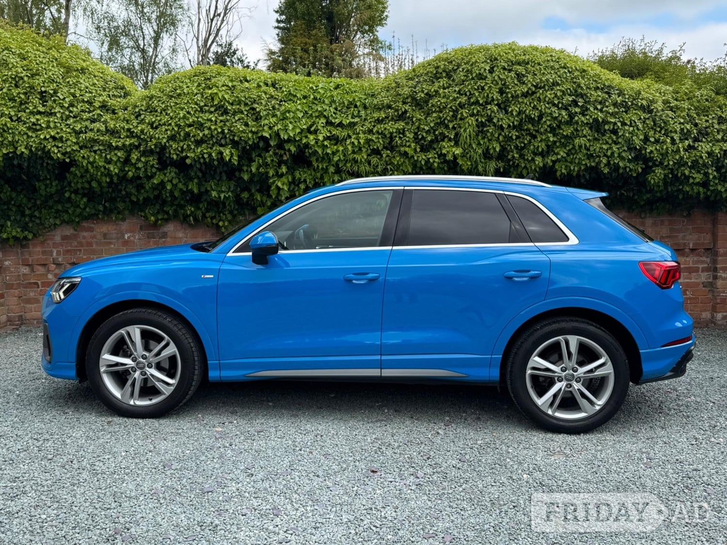 Audi Q3 2018 - Cars in Newark