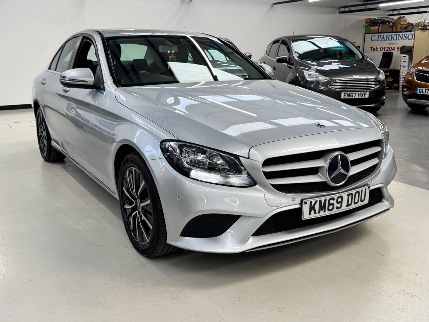 [ berth ]Mercedes-Benz C Class