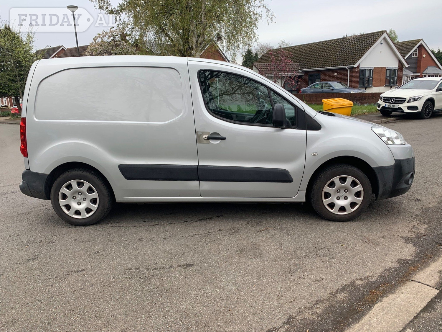 Peugeot Partner 2011 - Vans & Commercial Vehicles