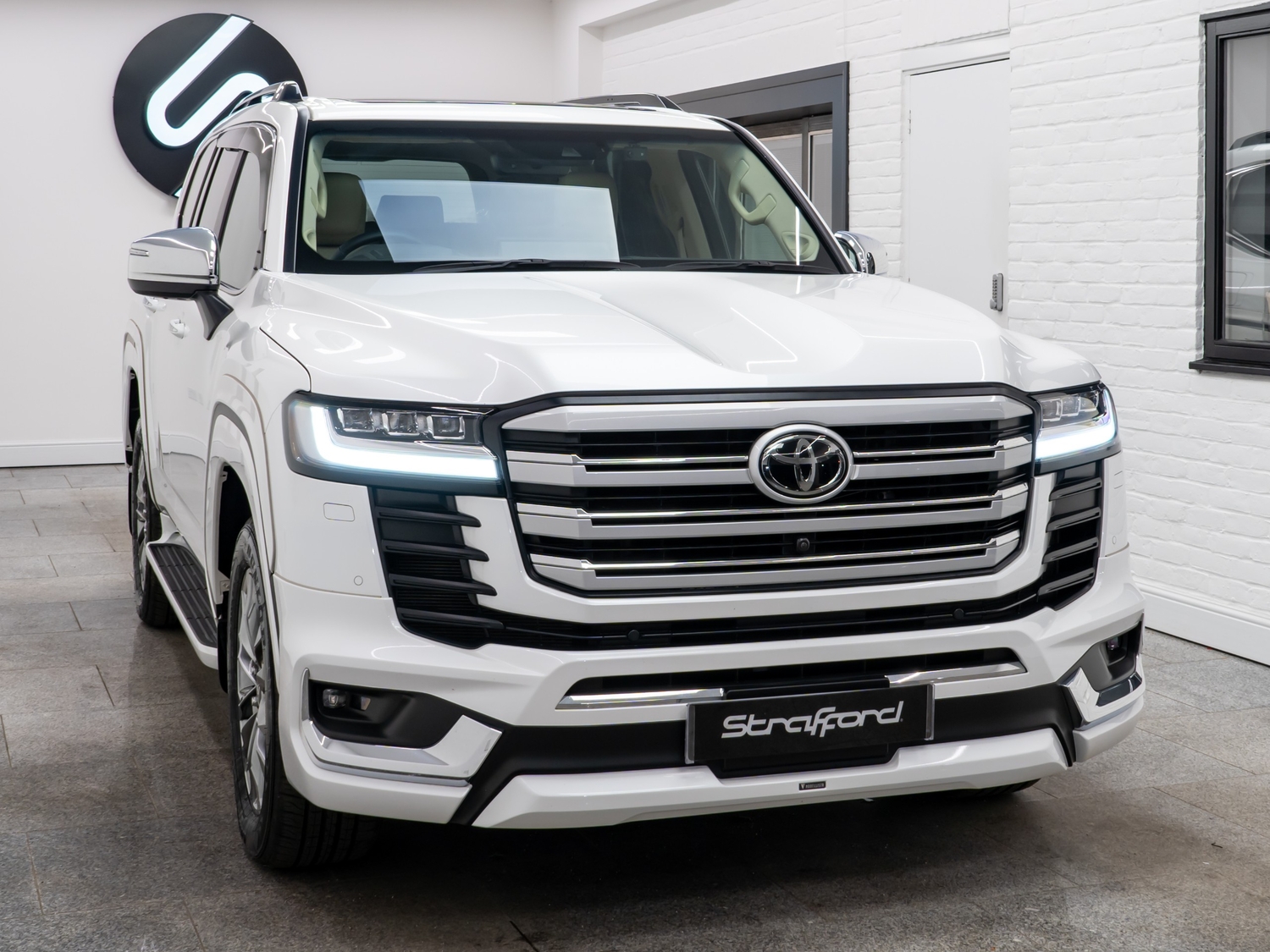 Toyota Land Cruiser Brighton